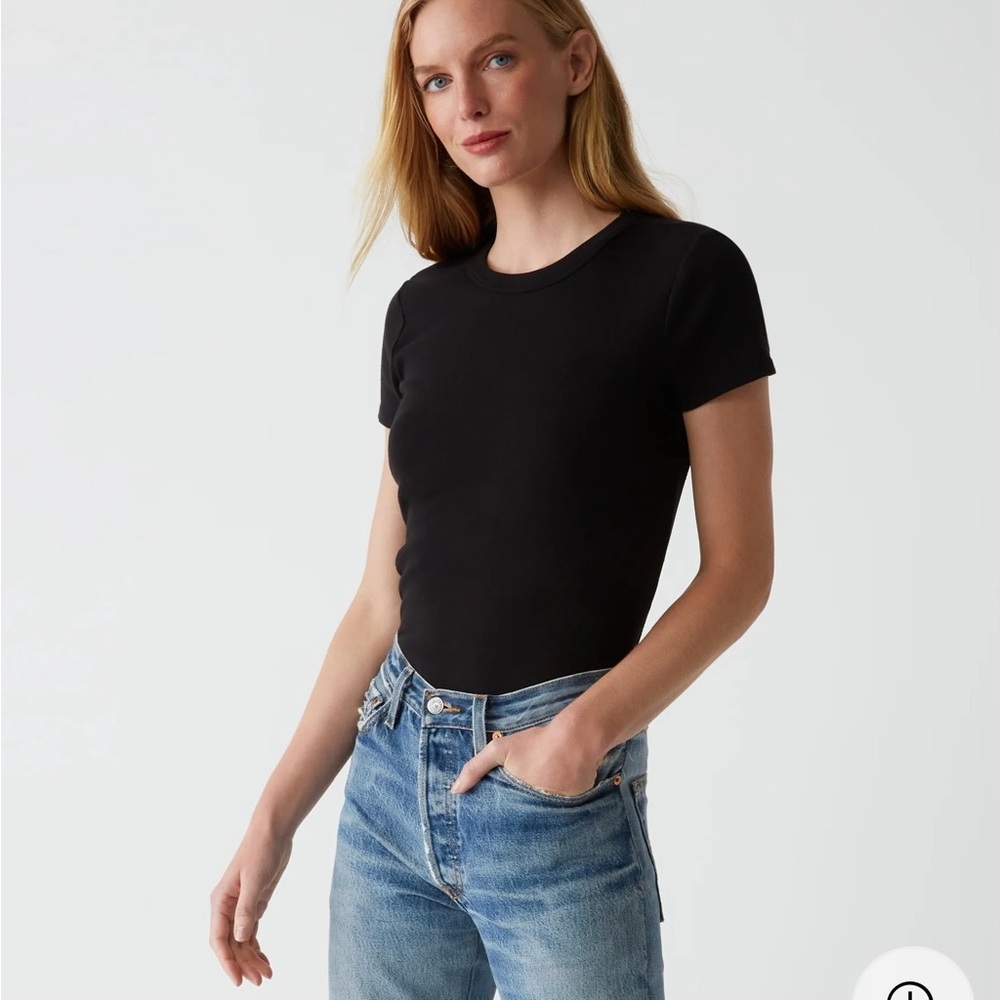 NWT Michael Stars Lexy Tee in Black size XS